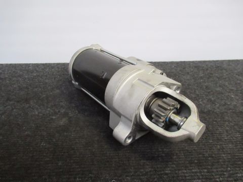 BMW 550i G30 750i G11 G12 N63R Anlasser Starter