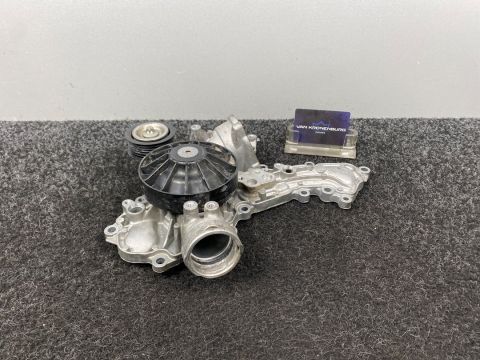 Mercedes Benz (W212) E-63 AMG 5.5 157.980 Wasserpumpe A15701071706