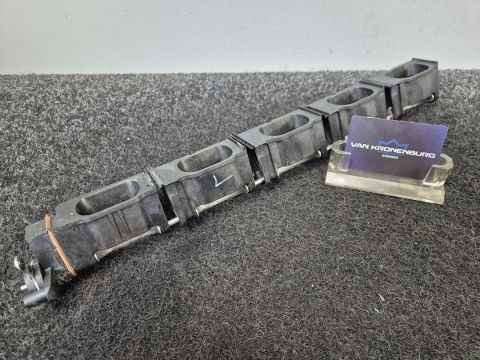 Audi S6 (C6) 5.2 V10 BXA Ansaugkrummer Swirlflaps Links 07L133185M